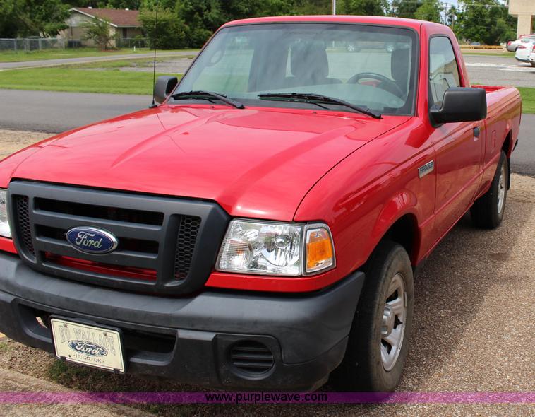 image for item I1664 2010 Ford Ranger pickup truck
