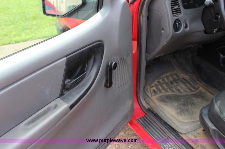 image for item I1664 2010 Ford Ranger pickup truck