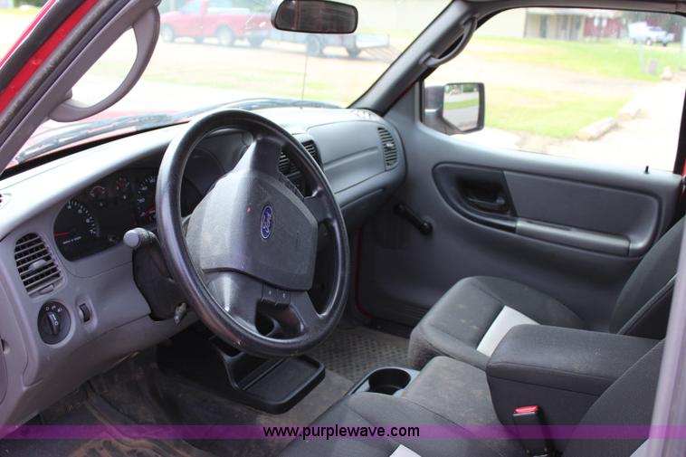 image for item I1664 2010 Ford Ranger pickup truck