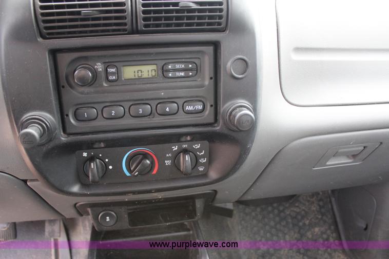 image for item I1664 2010 Ford Ranger pickup truck