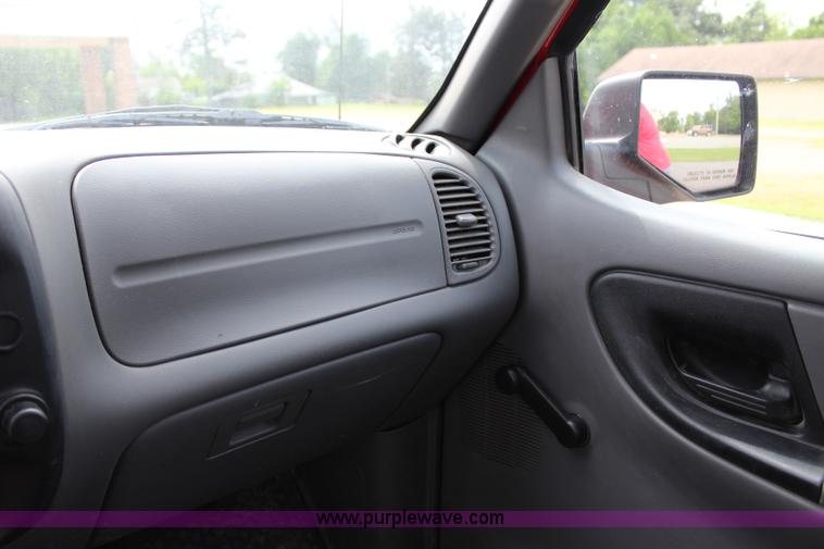 image for item I1664 2010 Ford Ranger pickup truck