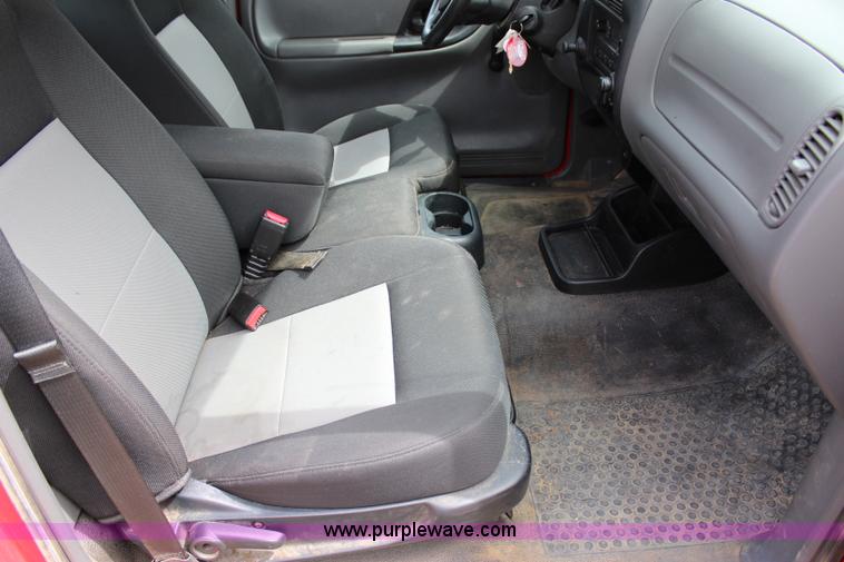 image for item I1664 2010 Ford Ranger pickup truck