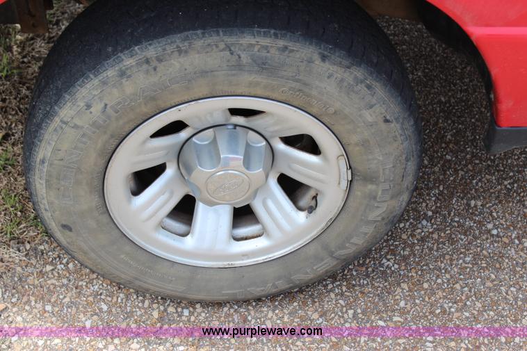 image for item I1664 2010 Ford Ranger pickup truck