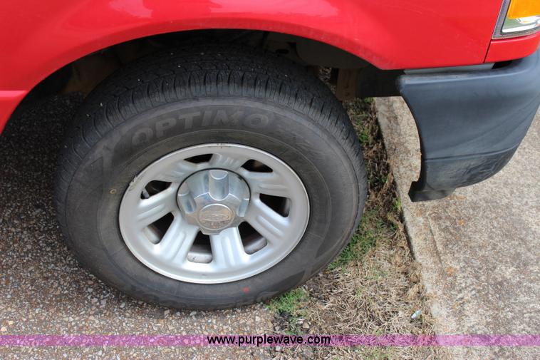 image for item I1664 2010 Ford Ranger pickup truck