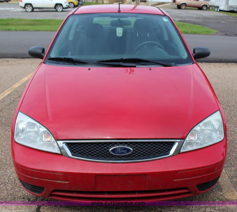 image for item I1665 2007 Ford Focus