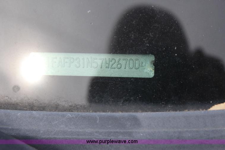 image for item I1665 2007 Ford Focus