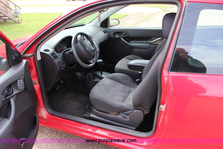 image for item I1665 2007 Ford Focus