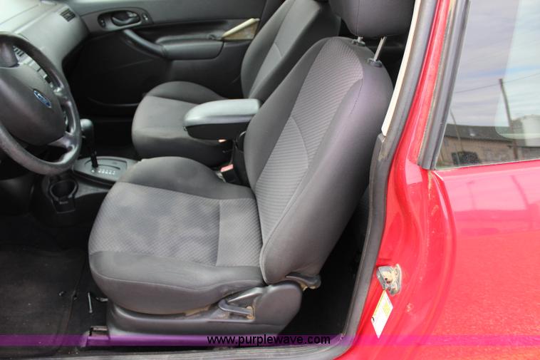 image for item I1665 2007 Ford Focus