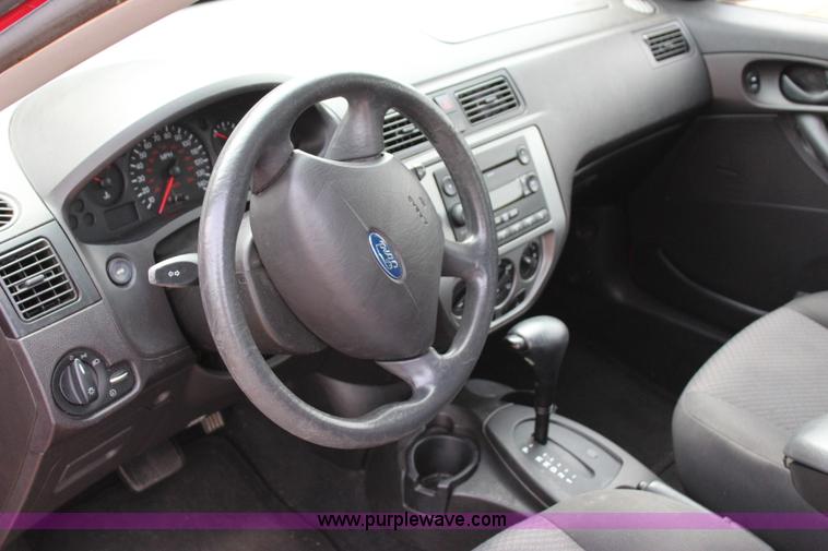 image for item I1665 2007 Ford Focus