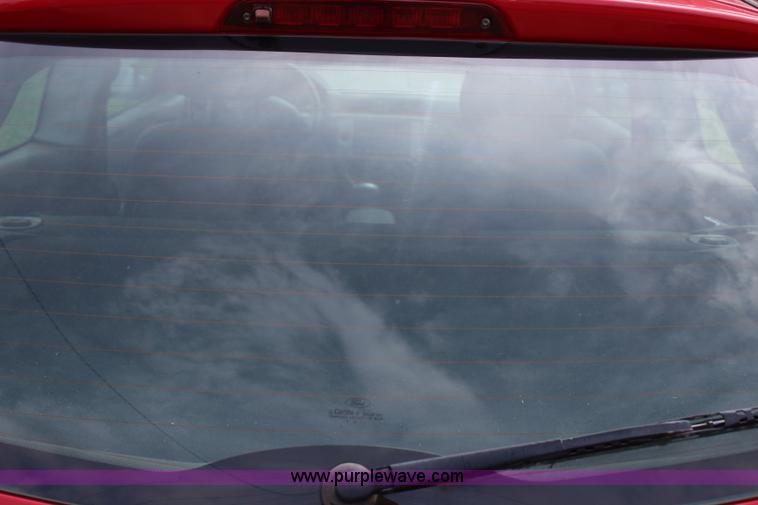 image for item I1665 2007 Ford Focus