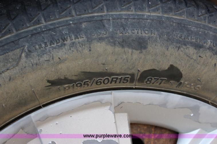 image for item I1665 2007 Ford Focus