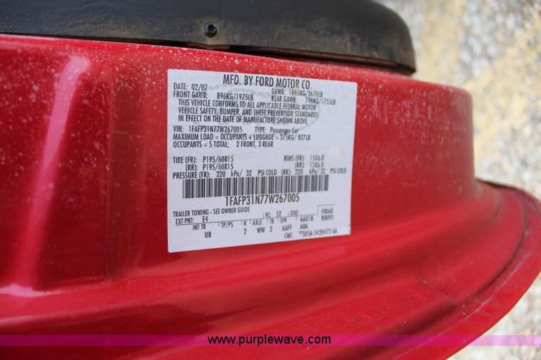 image for item I1666 2007 Ford Focus ZX3 SE