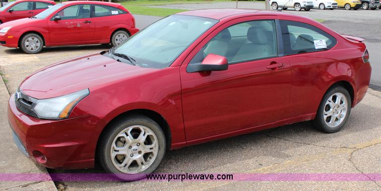 image for item I1667 2010 Ford Focus SE