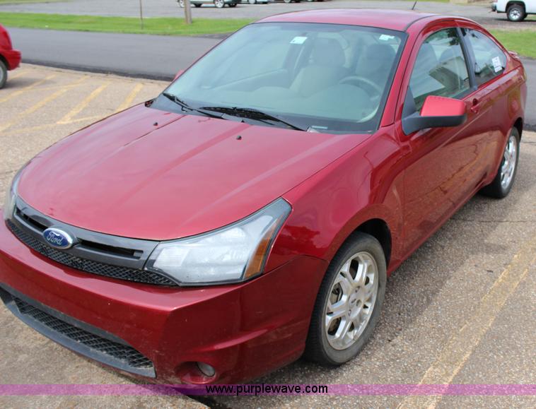 image for item I1667 2010 Ford Focus SE