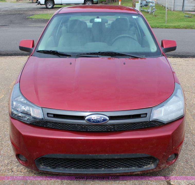 image for item I1667 2010 Ford Focus SE