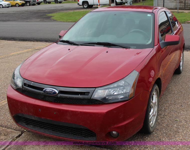 image for item I1668 2010 Ford Focus SE