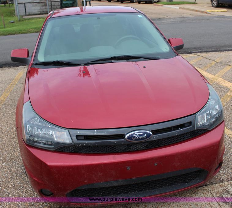 image for item I1668 2010 Ford Focus SE
