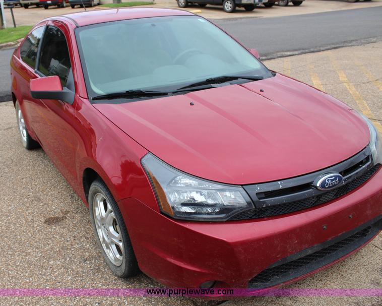 image for item I1668 2010 Ford Focus SE