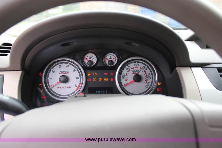 image for item I1668 2010 Ford Focus SE