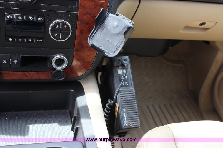 image for item I1699 2008 Chevrolet Silverado 1500 pickup truck