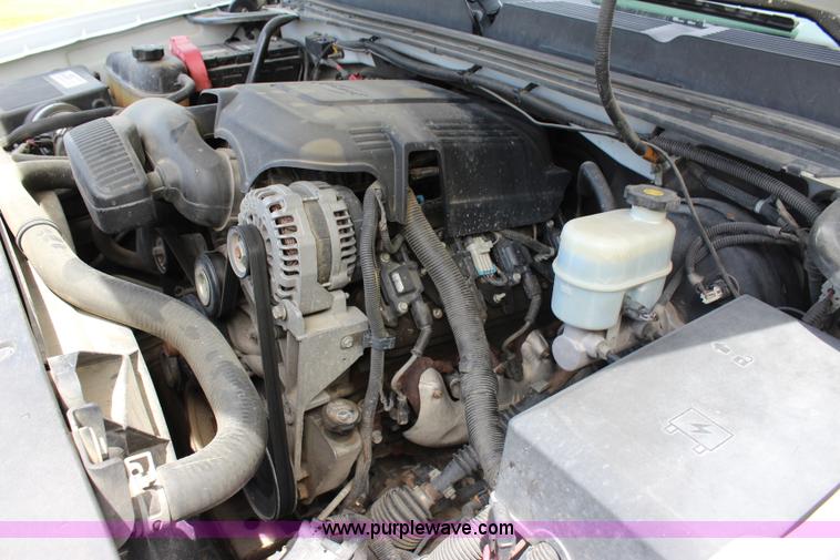 image for item I1699 2008 Chevrolet Silverado 1500 pickup truck