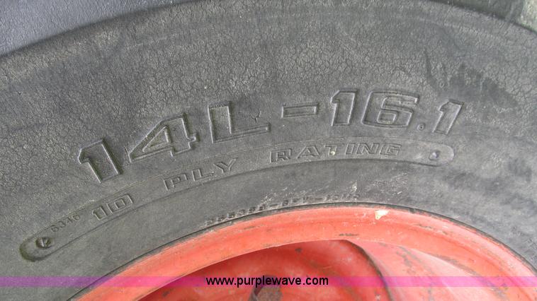 image for item I3001 1984 Case 2394 tractor