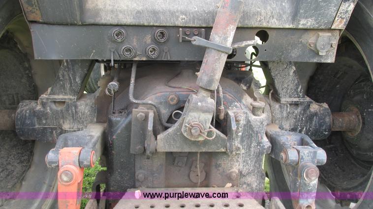 image for item I3001 1984 Case 2394 tractor