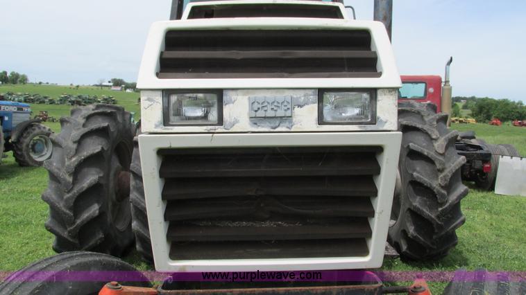 image for item I3001 1984 Case 2394 tractor