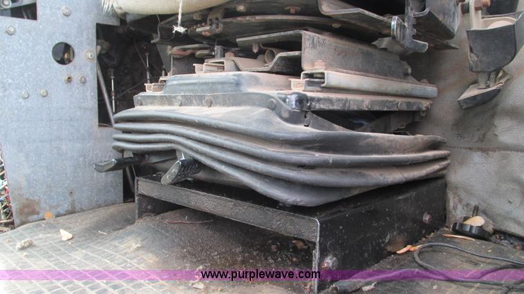 image for item I3001 1984 Case 2394 tractor