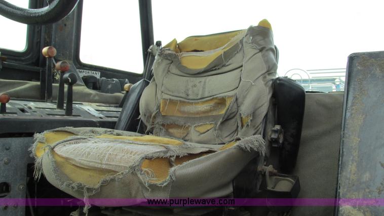 image for item I3001 1984 Case 2394 tractor