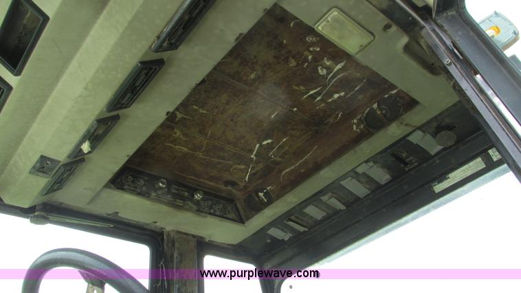 image for item I3001 1984 Case 2394 tractor