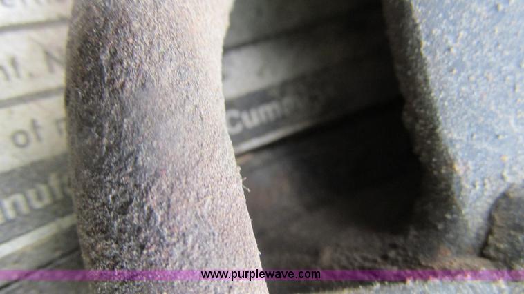 image for item I3002 1989 Peterbilt 375 semi truck