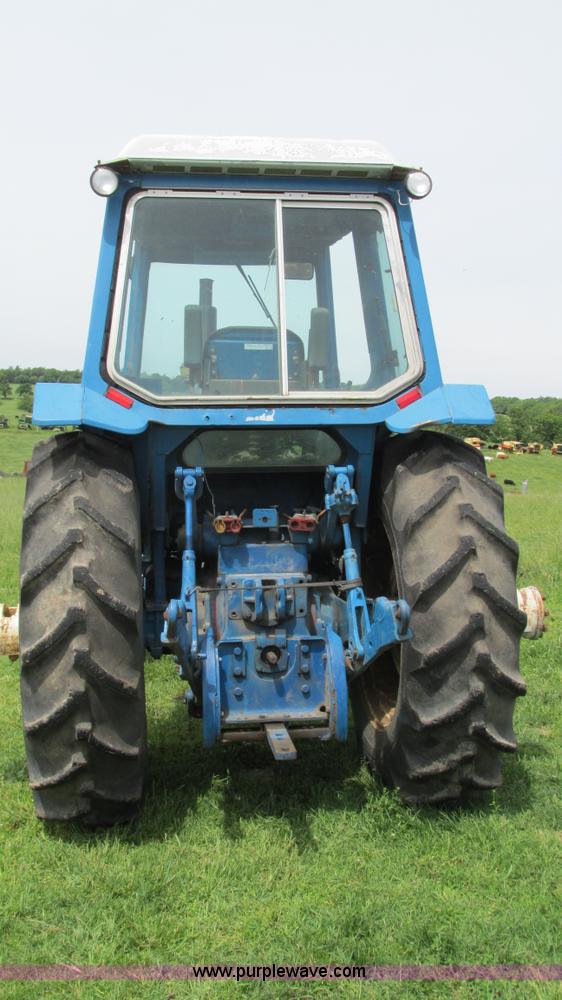 image for item I3003 1978 Ford 9700 tractor