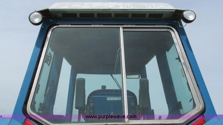 image for item I3003 1978 Ford 9700 tractor