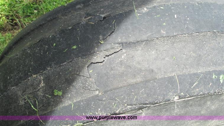 image for item I3003 1978 Ford 9700 tractor