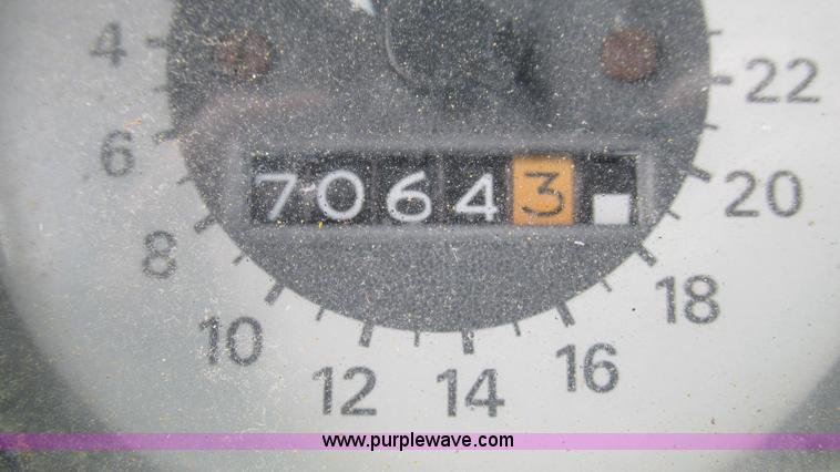 image for item I3003 1978 Ford 9700 tractor