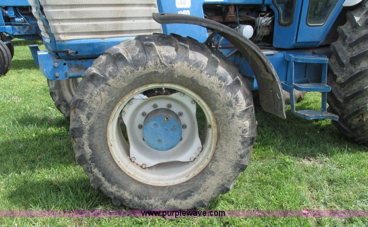 image for item I3004 Ford TW25 MFWD tractor