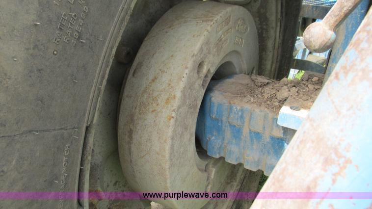 image for item I3004 Ford TW25 MFWD tractor