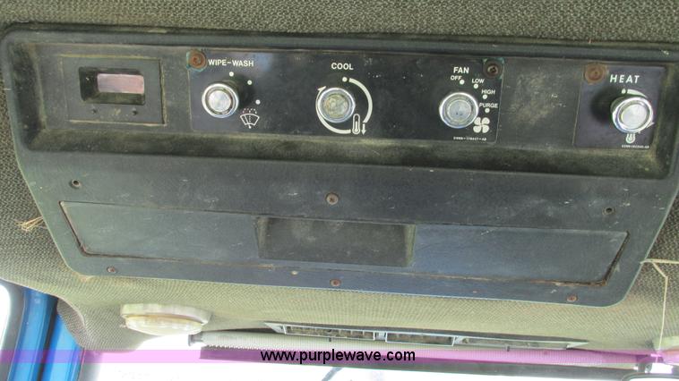 image for item I3004 Ford TW25 MFWD tractor