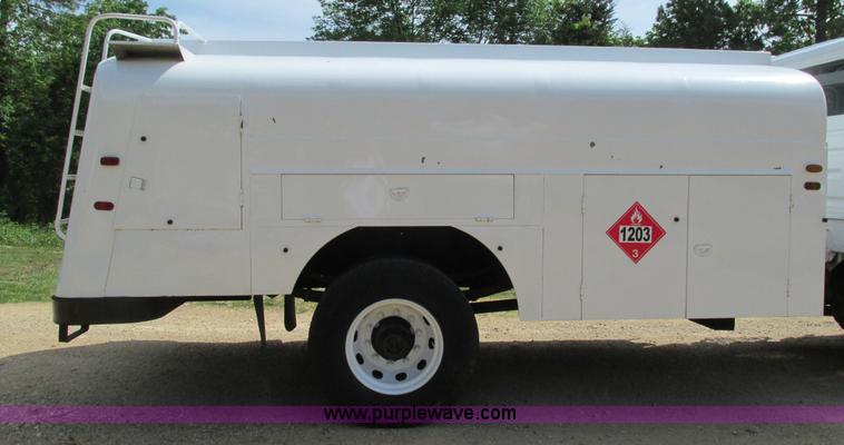 image for item I3005 1993 Mack B4900 fuel truck