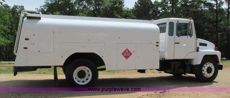 image for item I3005 1993 Mack B4900 fuel truck