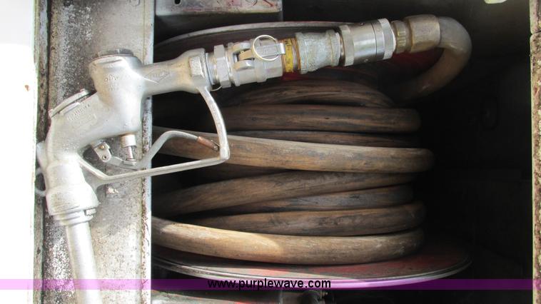 image for item I3005 1993 Mack B4900 fuel truck