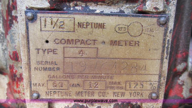 image for item I3005 1993 Mack B4900 fuel truck