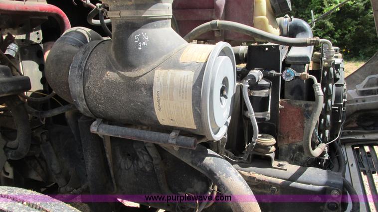 image for item I3005 1993 Mack B4900 fuel truck