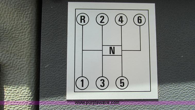 image for item I3005 1993 Mack B4900 fuel truck