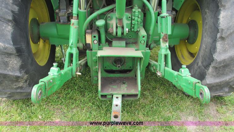 image for item I3016 2006 John Deere 6220L tractor