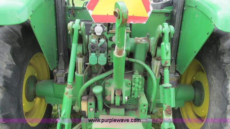 image for item I3016 2006 John Deere 6220L tractor