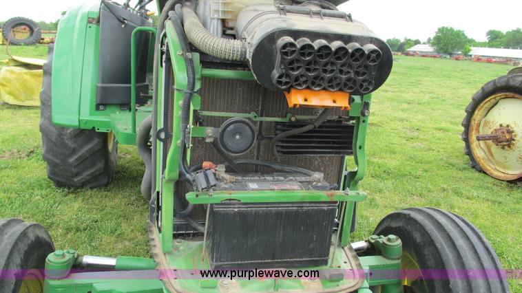 image for item I3016 2006 John Deere 6220L tractor