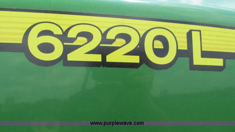 image for item I3016 2006 John Deere 6220L tractor
