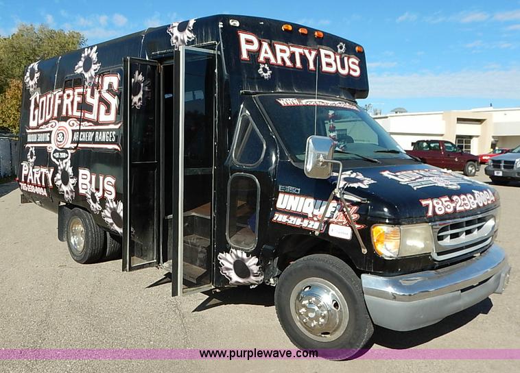 image for item I5274 1997 Ford Econoline E350 party bus